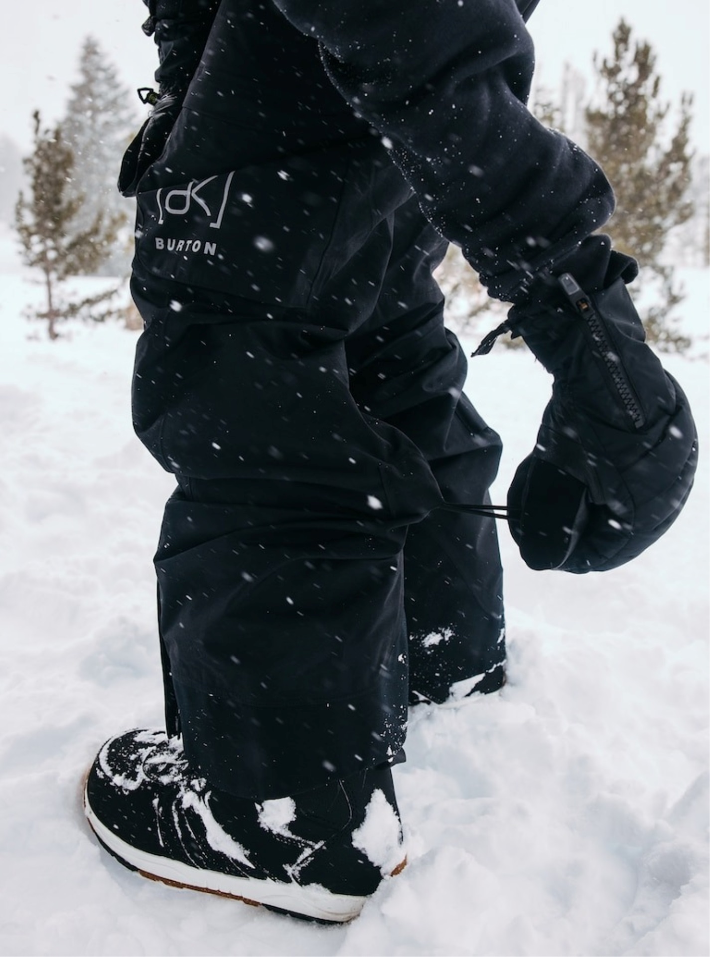 最高峰 BURTON AK バートン ビブパンツ kimmy 2L レディース Women's Burton [ak] Kimmy GORE-TEX 2L Bib Pants | Burton.com